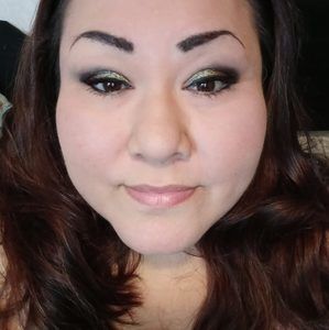 Meet your Posher, Sylvia